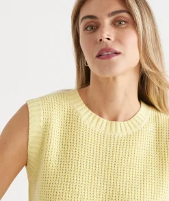 Back Button Tuck Stitch Knit Vest