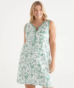 Floral Pattern Sleeveless Nightie