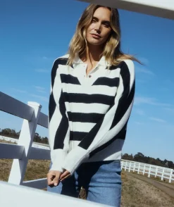 Stripe V Neck Jumper - Ink/White