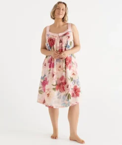 Vintage Floral Sleeveless Nightie - Pink